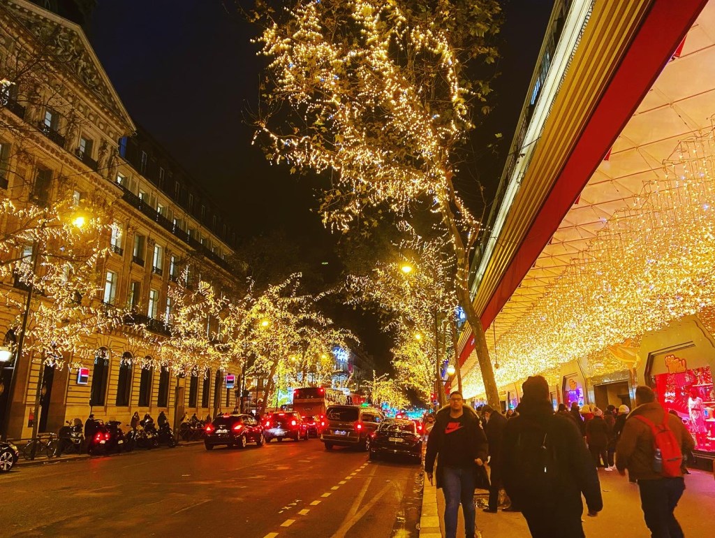 boulevard haussmann, paris, with Xmas lights